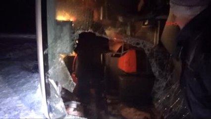 Konya'da Yolcu Otobüsü Devrildi 25 Yaralı