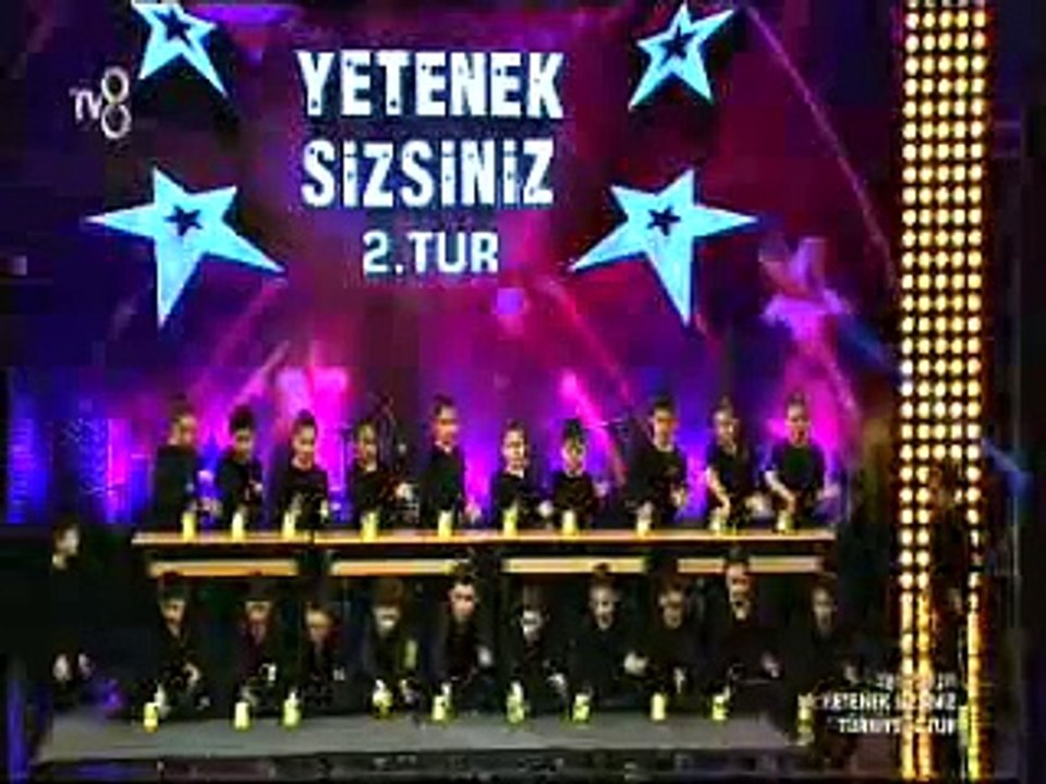 y7