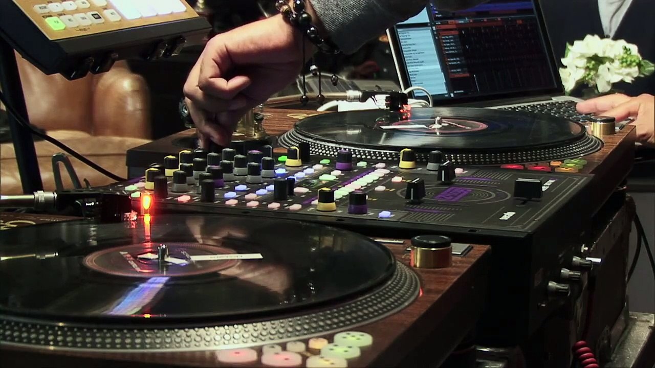 Kilmore of Incubus Spins His Remix of "Love Hurts"