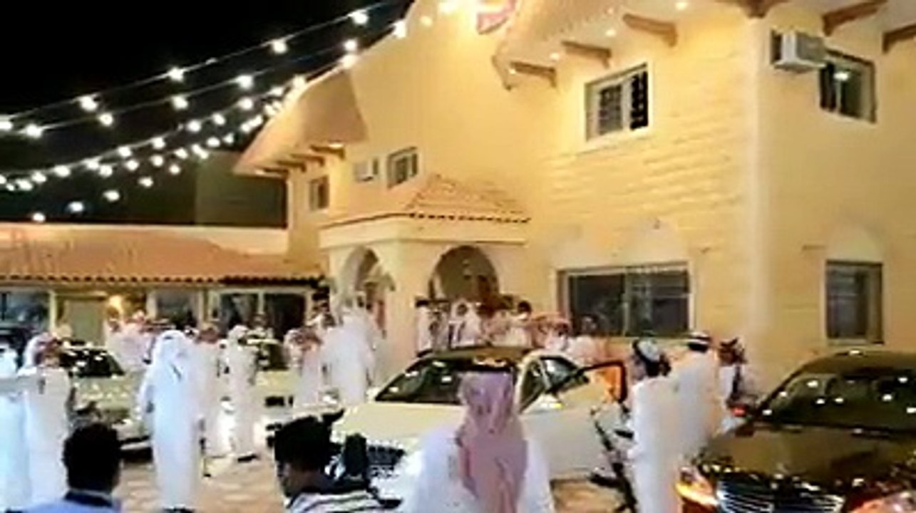 ARAB MARRIAGE CELEBRATION anyone can tell what kind of celebration this is!