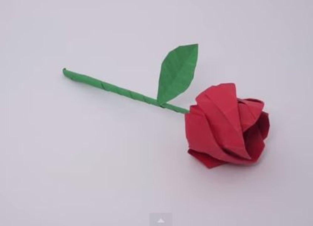 Tutorial: Cómo hacer una rosa de papel - Vídeo Dailymotion