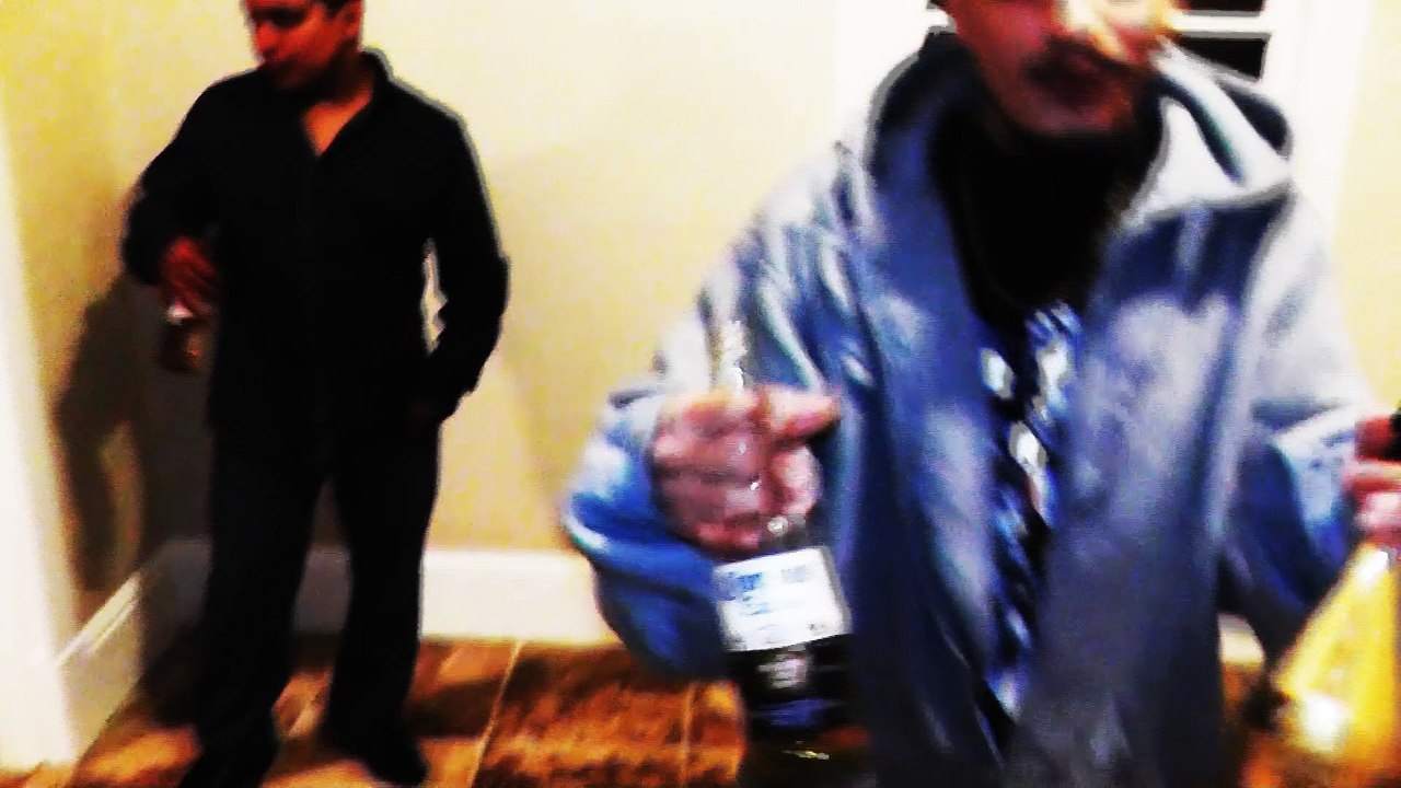EL PARTY STA BUENO