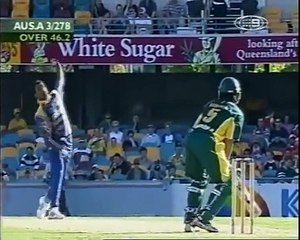 Ryan Campbell INVENTOR of the  scoop     TWO GREAT SHOTS  2002 03 vs Sri Lanka Cricket