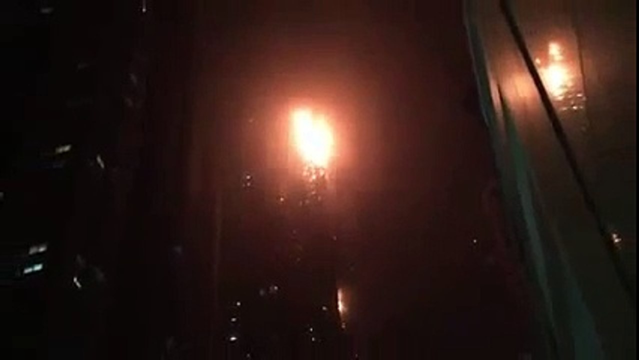 Dubai skyscraper fire : Fire breaks out in Dubai skyscraper known as The Marina Torch Feb 21, 2015