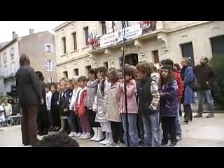 Les yeux ouverts le 8 mai