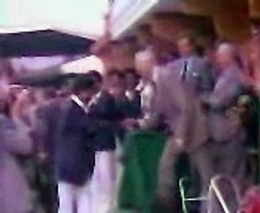 kapil dev recieving the cup