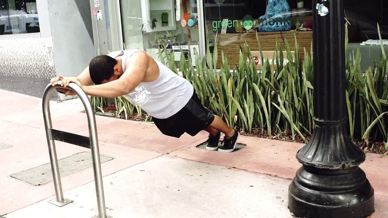 Street Workout Motivation - adidas miCoach FIT SMART