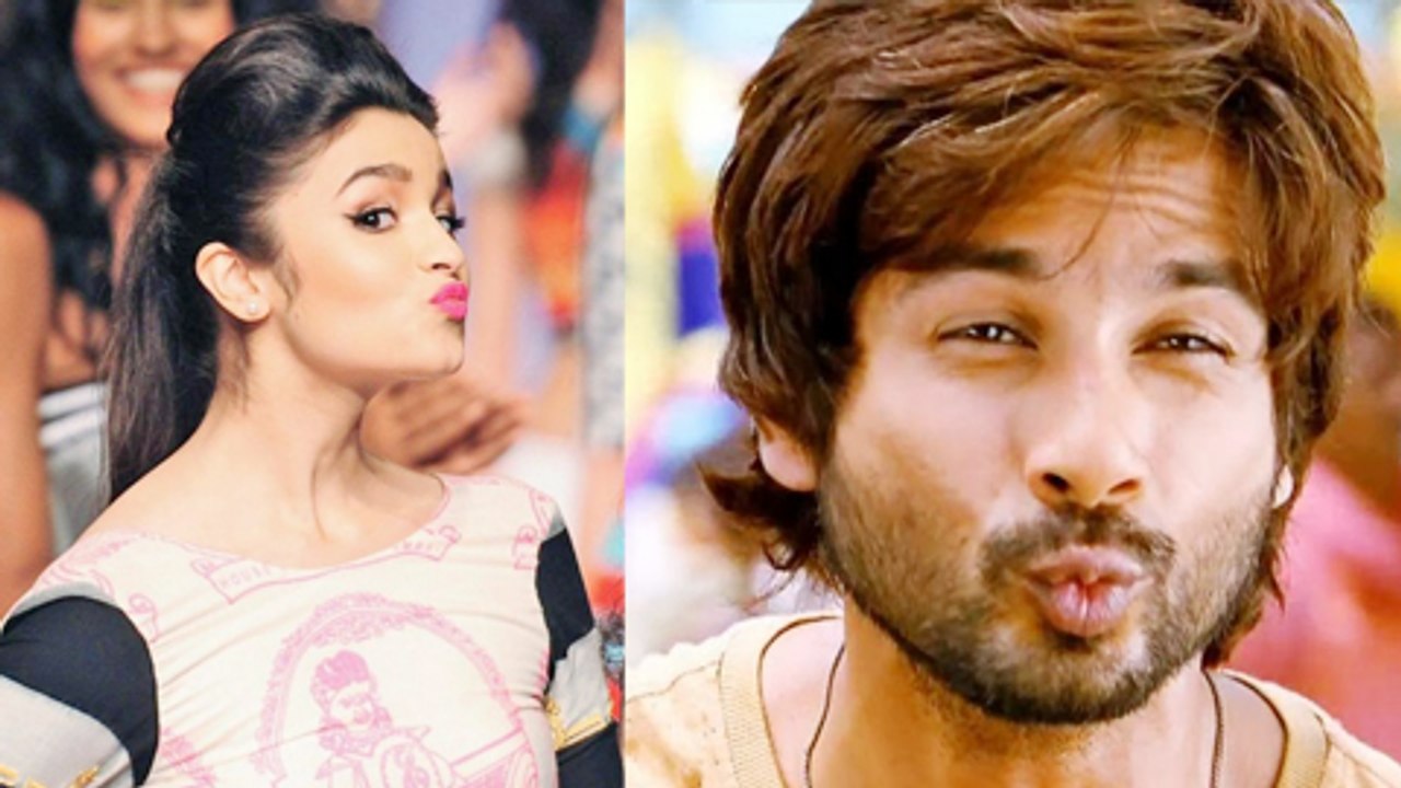 Alia Bhatt Kisses Shahid Kapoor In Shaandaar | 5th Kiss For Alia