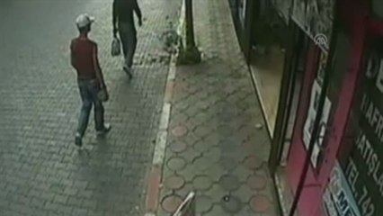 Soygunun Yaşandığı İş Yerinin Güvenlik Kamara Görüntüleri Ortaya Çıktı