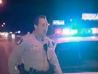 Un nain refuse de cooperer lors d'un controle de police a Las Vegas