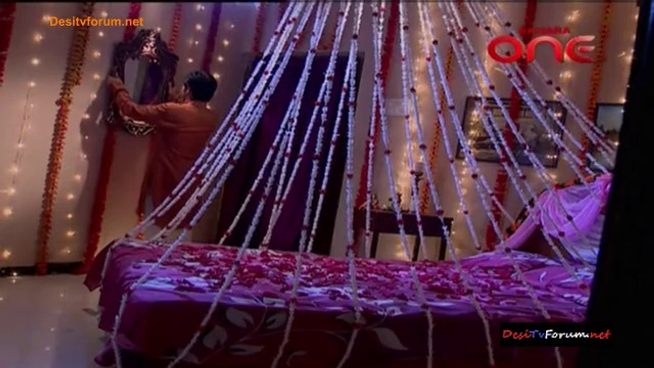 Haunted Nights - Kaun Hai Woh 14th October 2014 Video Watch Online pt2