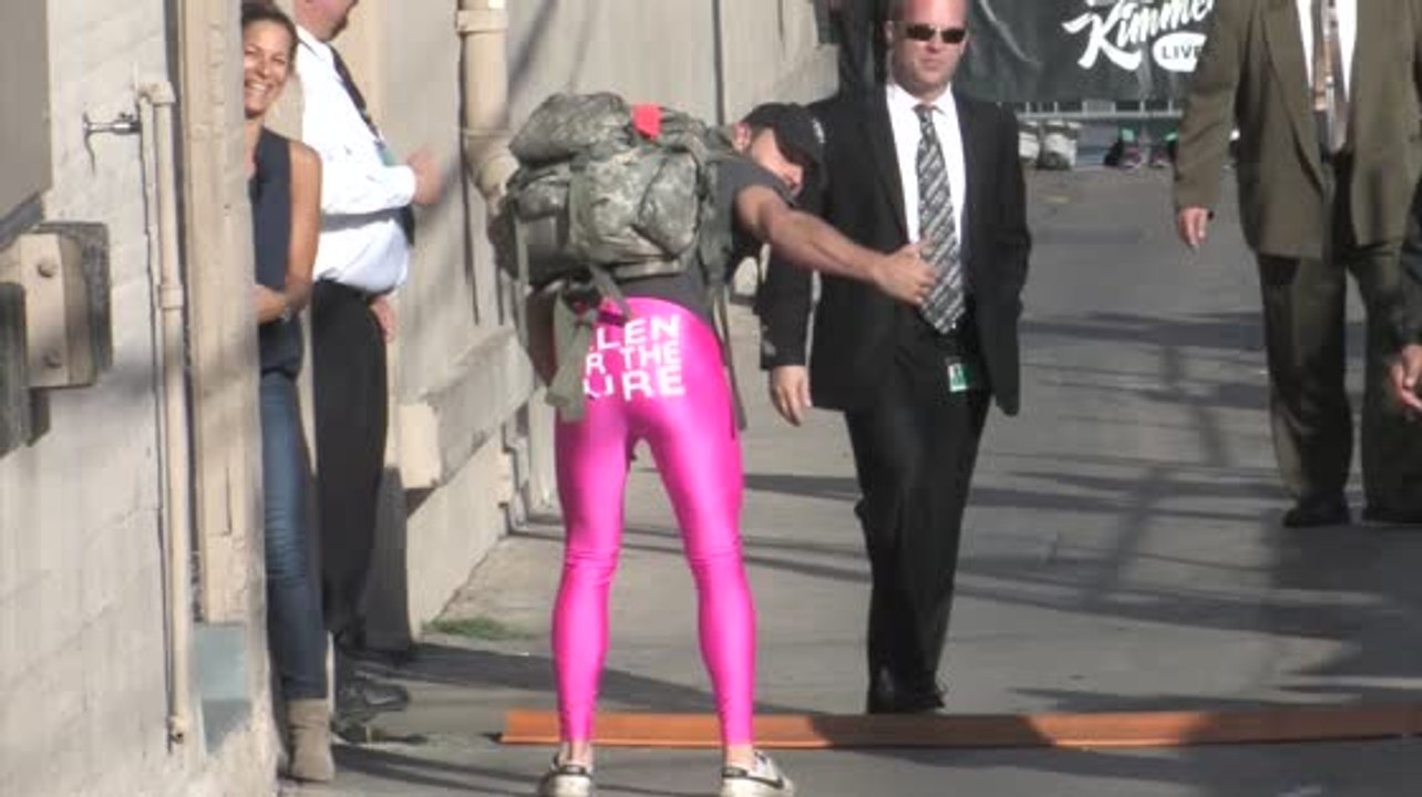 Shia LaBeouf hat eine wichtige Nachricht auf seinem Hintern stehen