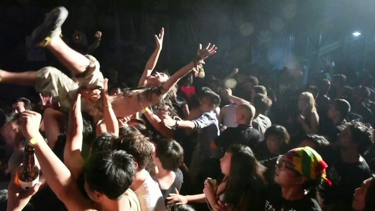 Wütend und laut: punks in china