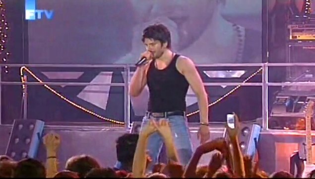 Toše Proeski @ VO KOSI DA TI SPIJAM ~ Sarajevo 2006.