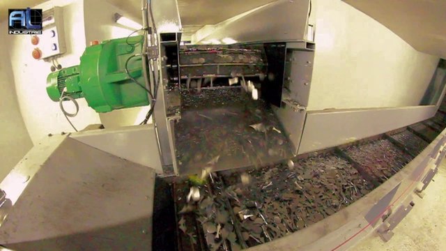 Convoyeur de pièces emboutissage