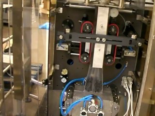 Confezionatrice Verticale - MV 007 Inox Vacuum - Olive - www.mondialpack.com