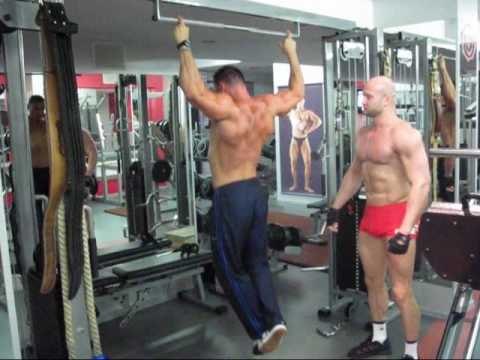 Развлечения и юмор - № 204. ВЕСЕЛЫЕ КАЧКИ Смешной бодибилдинг!