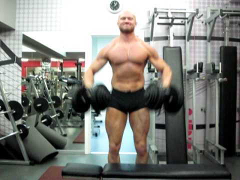 Махи стоя с гантелями по 30 килограммов чисто! New! Тренировка дельт и плеч на массу.