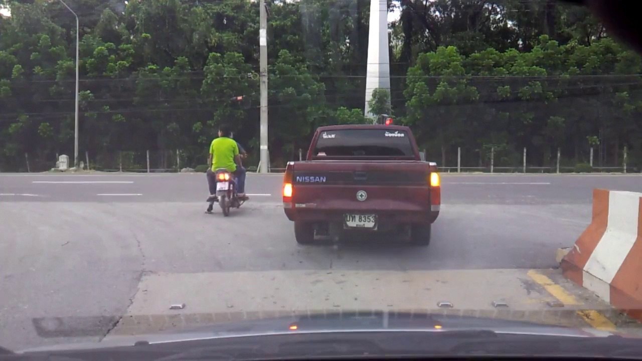 Moto vs Camion