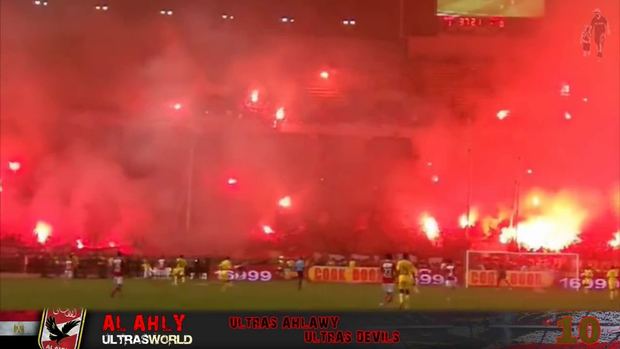 Top 10 des plus gros Ultras de fans en FOOT - Compilation 2014