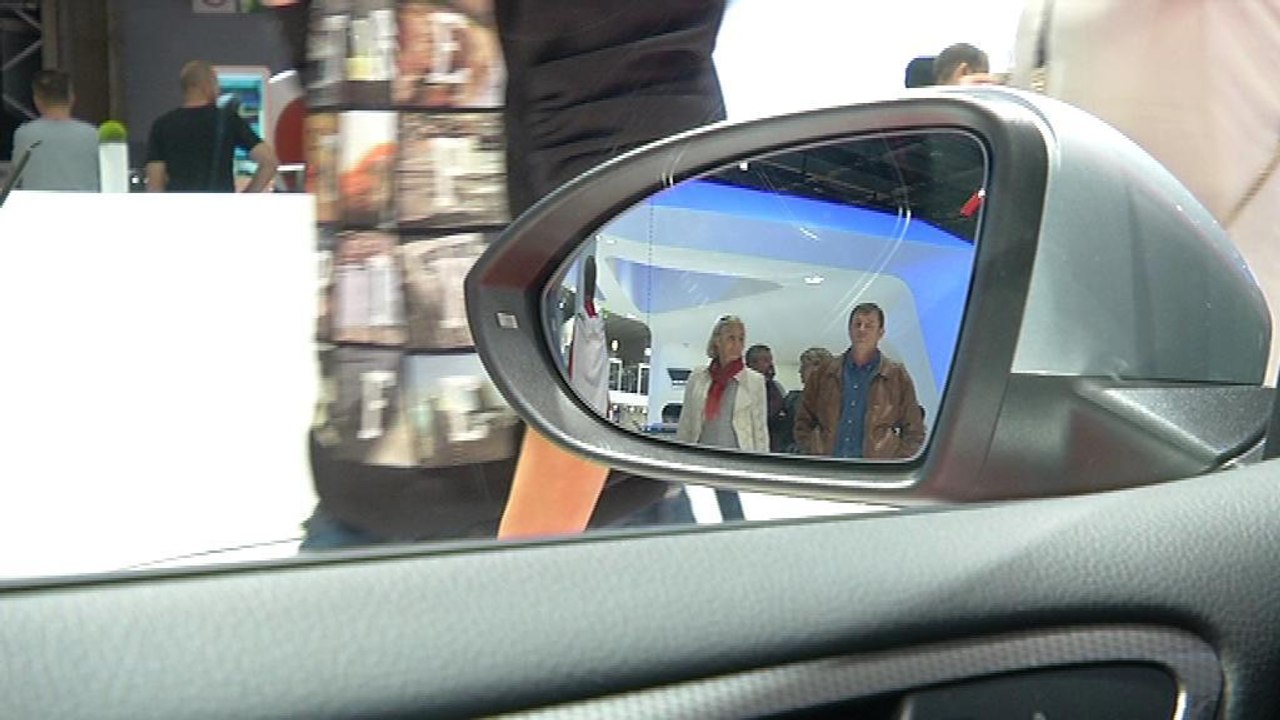 Mondial de l'auto: des caméras en guise de rétr...