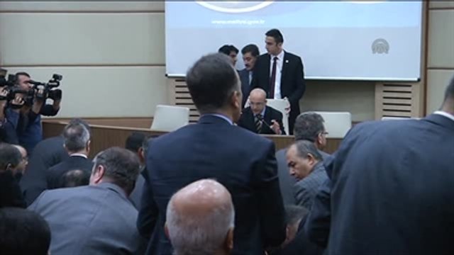 Şimşek: Yılın 9 Ayında Bütçe Gelirleri Yüzde 8,1 Artışla 313,5 Milyar Lira Oldu