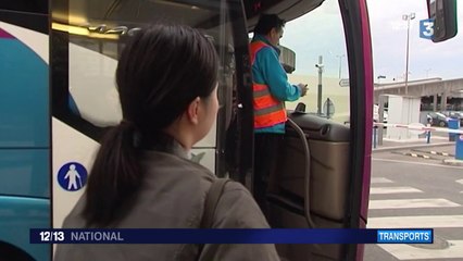 Emmanuel Macron veut relancer les lignes d'autocar