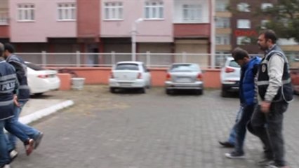 Iğdır Dolandırıcı Savcılar Bankada Suçüstü Yakalandı