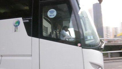 Macron veut faciliter le transport en autocar