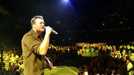 Blake Shelton - Neon Light (Official Video)