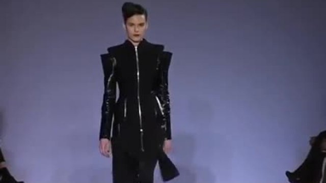 JEAN PIERRE BRAGANZA Autumn Winter 2010 2011 London by Fashion Channel