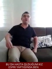 Kızlar ve erkekler espri yaparken ben