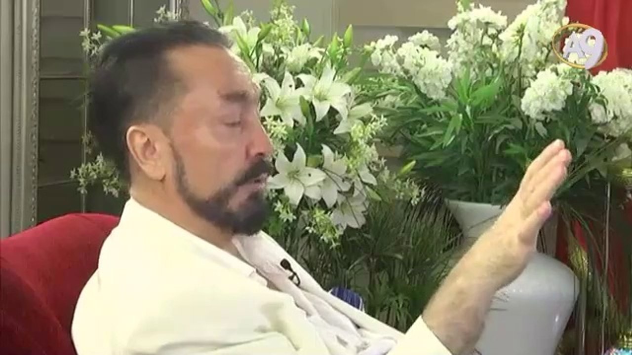 Amerika Afganistan ve Irak’ta silahla netice alamadı, Suriye’de de alamaz sevgiyle yaklaşmalı.