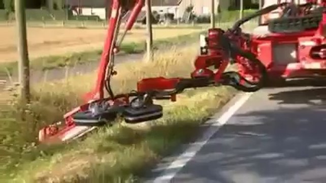 GRASS CUTTING AND ROAD POLISHING WITH HIGH TECH