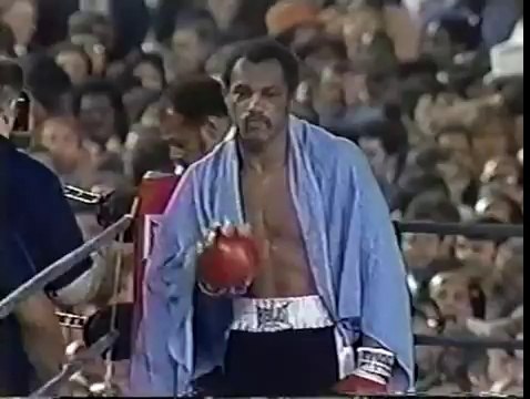 Muhammad Ali VS Ken Norton III (Yankee Stadium, Bronx, New York, USA, 1976-09-28)