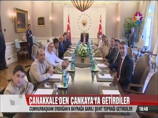Çanakkale'den Çankaya'ya Bayrağa sarılı şehit toprağı getirdiler