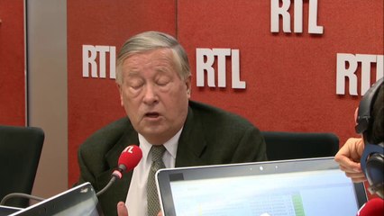 Alain Duhamel : "Le budget 2015 sera probablement critiqué, mais il ne se fera pas rejeter"