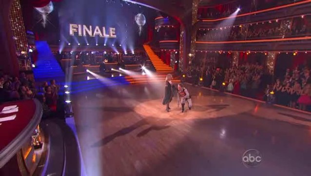Nancy Grace & Tristan MacManus - Finale Dance - Foxtrot