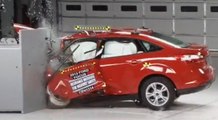 Ford Focus - Dar alanlı çarpışma testi
