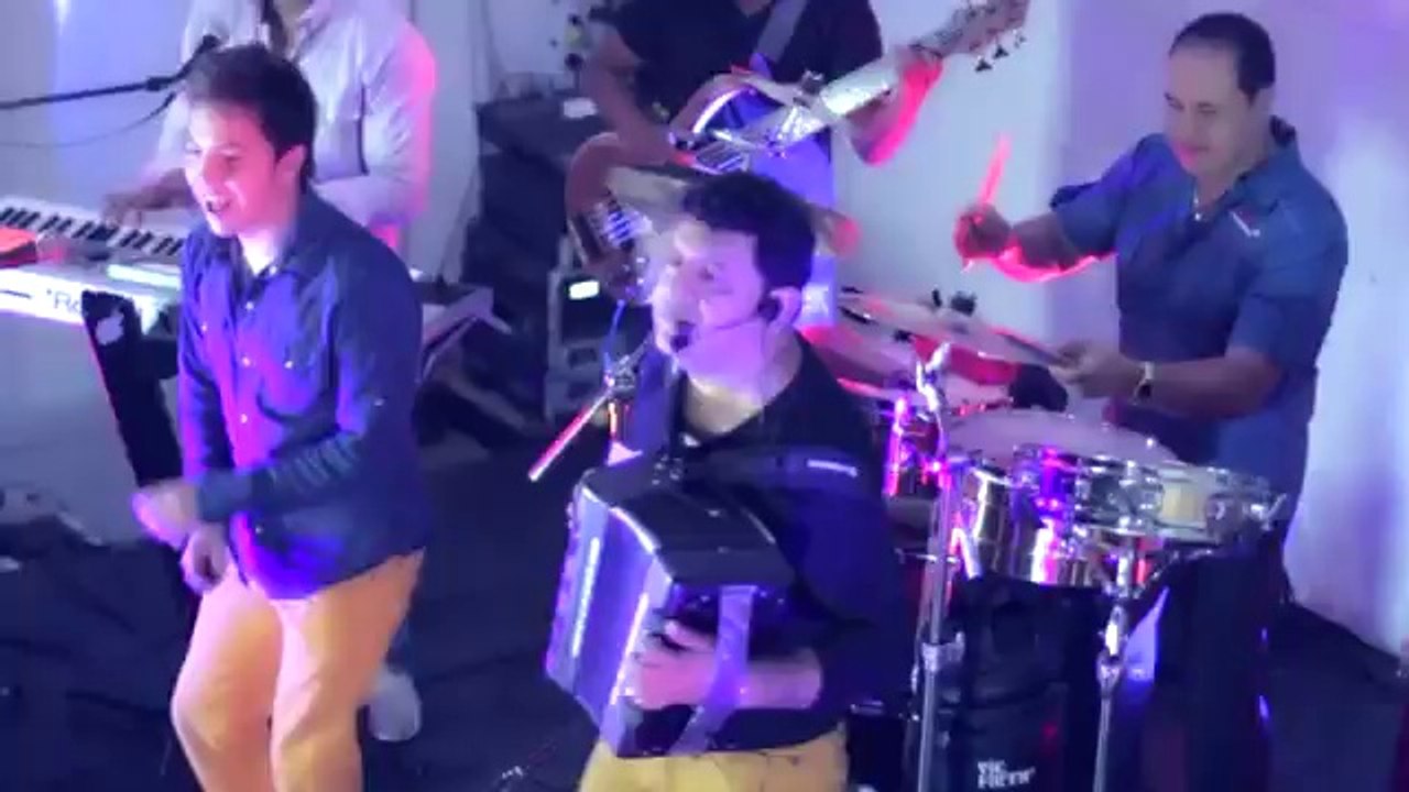 LA CABELLONA CHANE MEZA