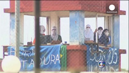 Brezilya'da isyancı mahkumlarla rehine pazarlığı