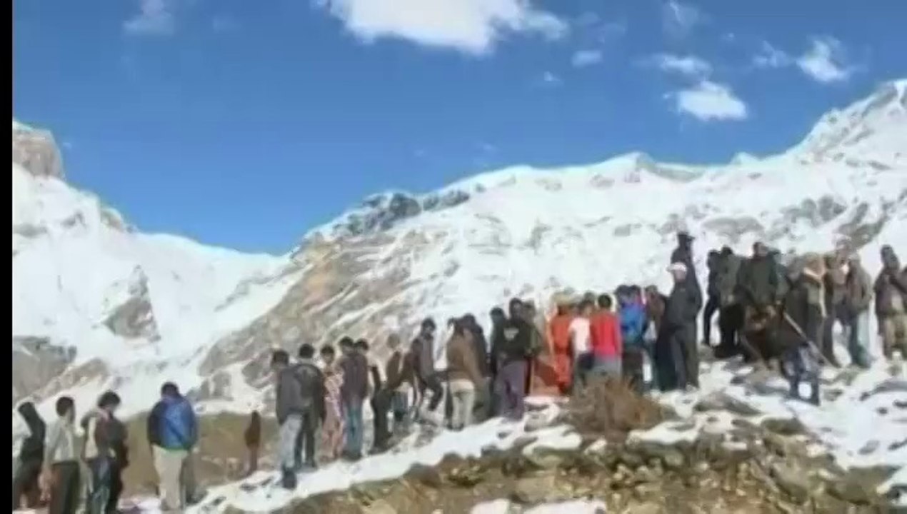 Tempête de neige meurtrière dans l'Himalaya