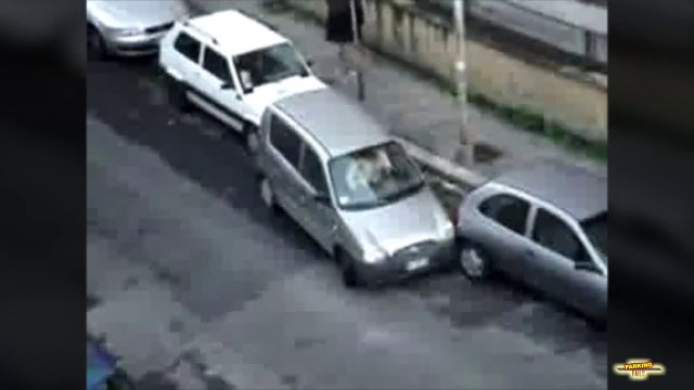 Les pires conducteurs tentent de se garer : Compilation des plus gros FAILS de Parking