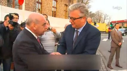 Laurent: "Soutenez-moi au lieu de m'écraser ! "