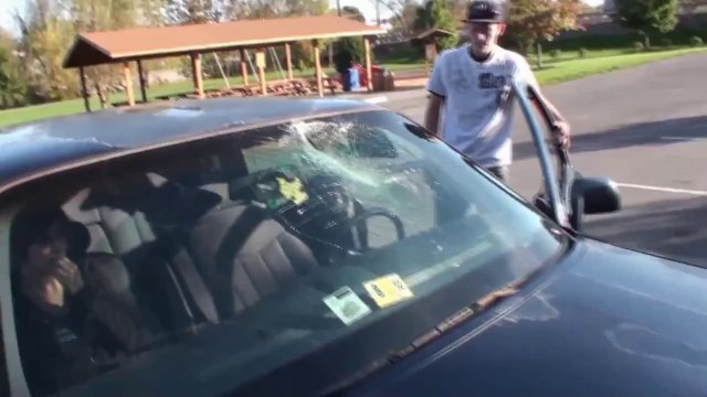 Les pires fails de cascades sur des voitures