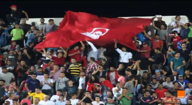 المنتخب يحقق الإنتصار على السينغال و يخلق أجواء جماهيرية هستيرية !