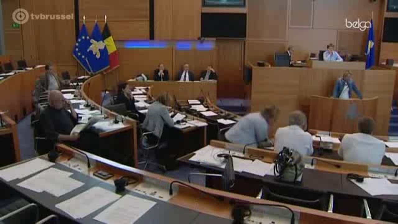 La note de la STIB irrite au Parlement bruxellois