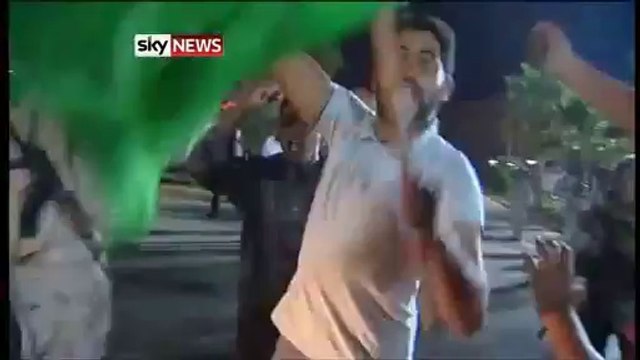 SAIF AL-ISLAM interviewé, libre comme l'air - Libye