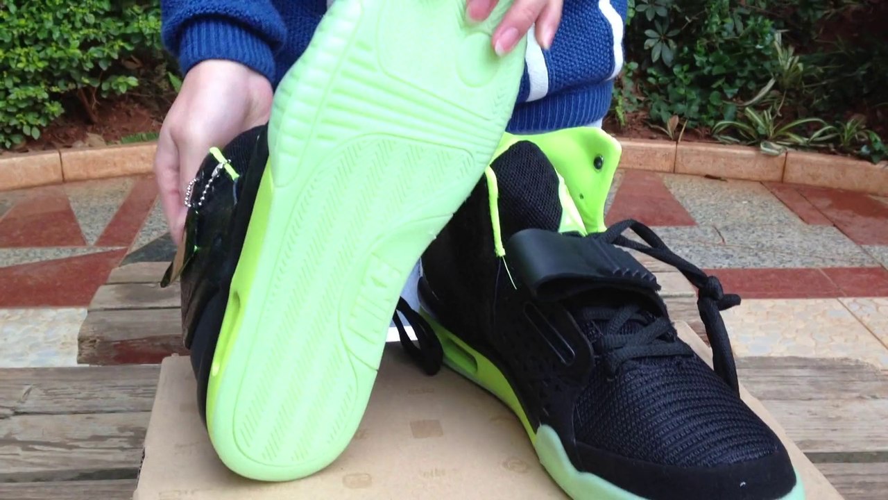 Nike Air Yeezy 2 (II) Black Green Store at www.shoes-clothes-china.ru