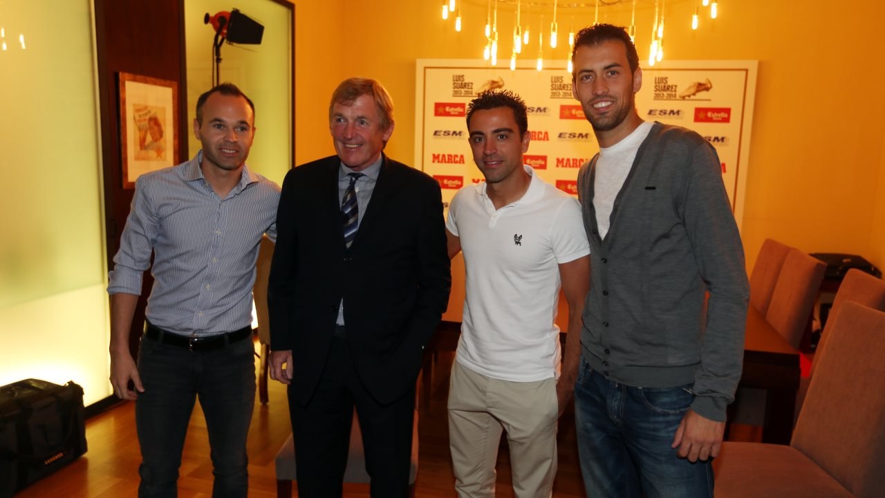 Kenny Dalglish interview about Luis Suárez and FC Barcelona